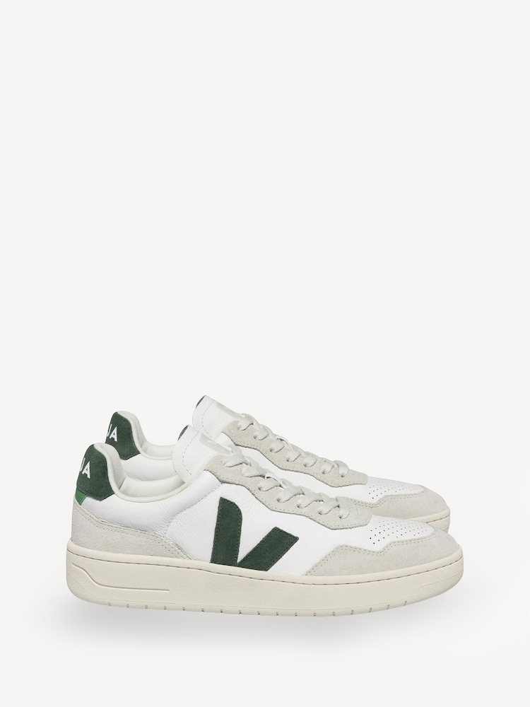 Veja V-90 Trainers - Image 1 of 3