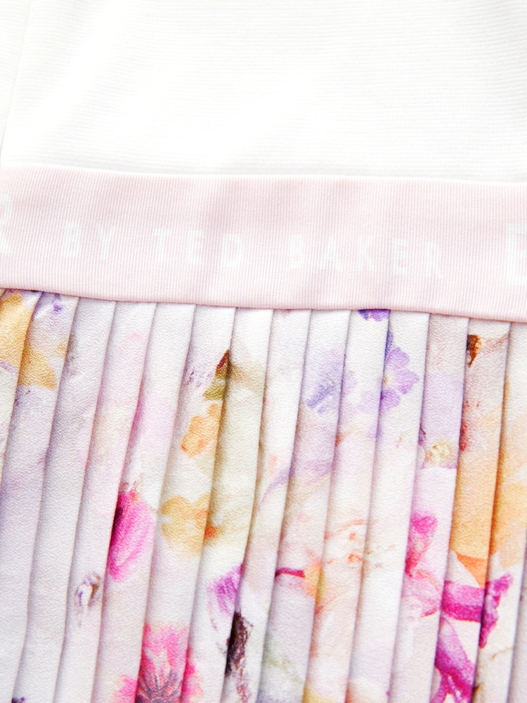 Baker by Ted Baker plisiran pentlja Waist Frill Shoulder kombinezon; enodelna hlačna obleka - Slika 9 iz 9 Baker by Ted Baker plisiran pentlja Waist Frill Shoulder kombinezon; enodelna hlačna obleka - Slika 9 iz 9