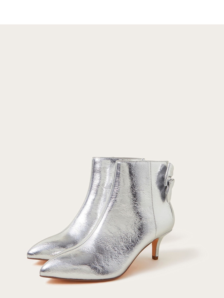 Prata - Monsoon Evie Kitten Heel Bow Boots - Imagem 1 de 3