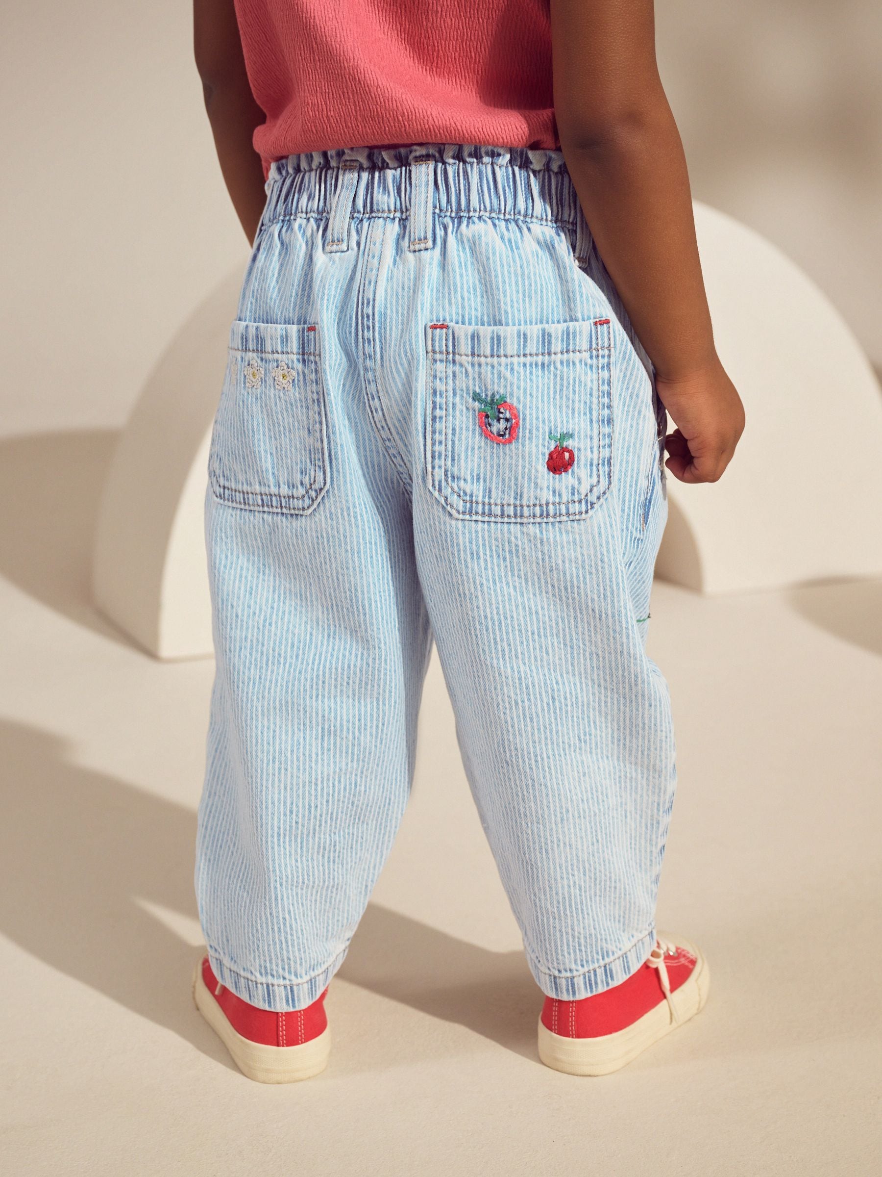 日本未入荷 CFIERCE / STRAWBERRY PRINT JEANS STRAWBERRY PRINT JEANS – CFierce