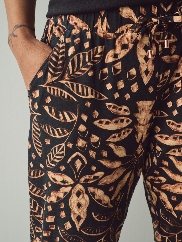 Impression Feuille Noire - Joggers Jersey - Image 4 of 7