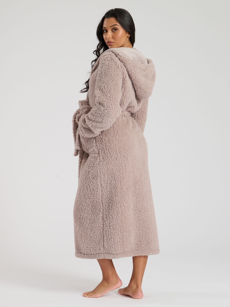 Loungeable Brown Sherpa Maxi Robe With Luxury Fleece Lined Hood - Image 5 of 5