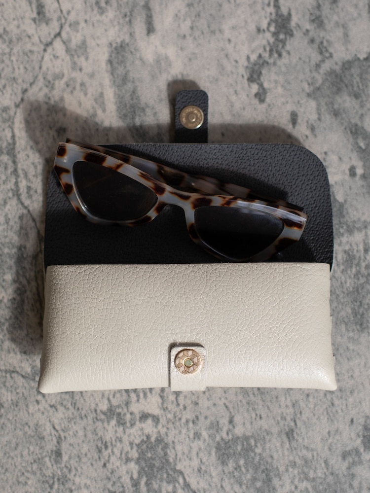 LRM Goods Personalised Leather Glasses Case - Image 2 of 5