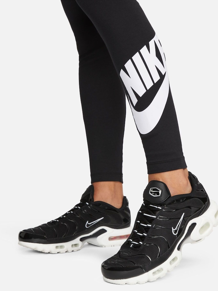 Nike Black Sportswear Classics HighWaisted Graphic Leggings - Image 4 of 5