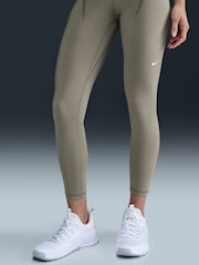 Nike Green Pro Mid Rise 7/8 Graphic Leggings - Image 3 of 7