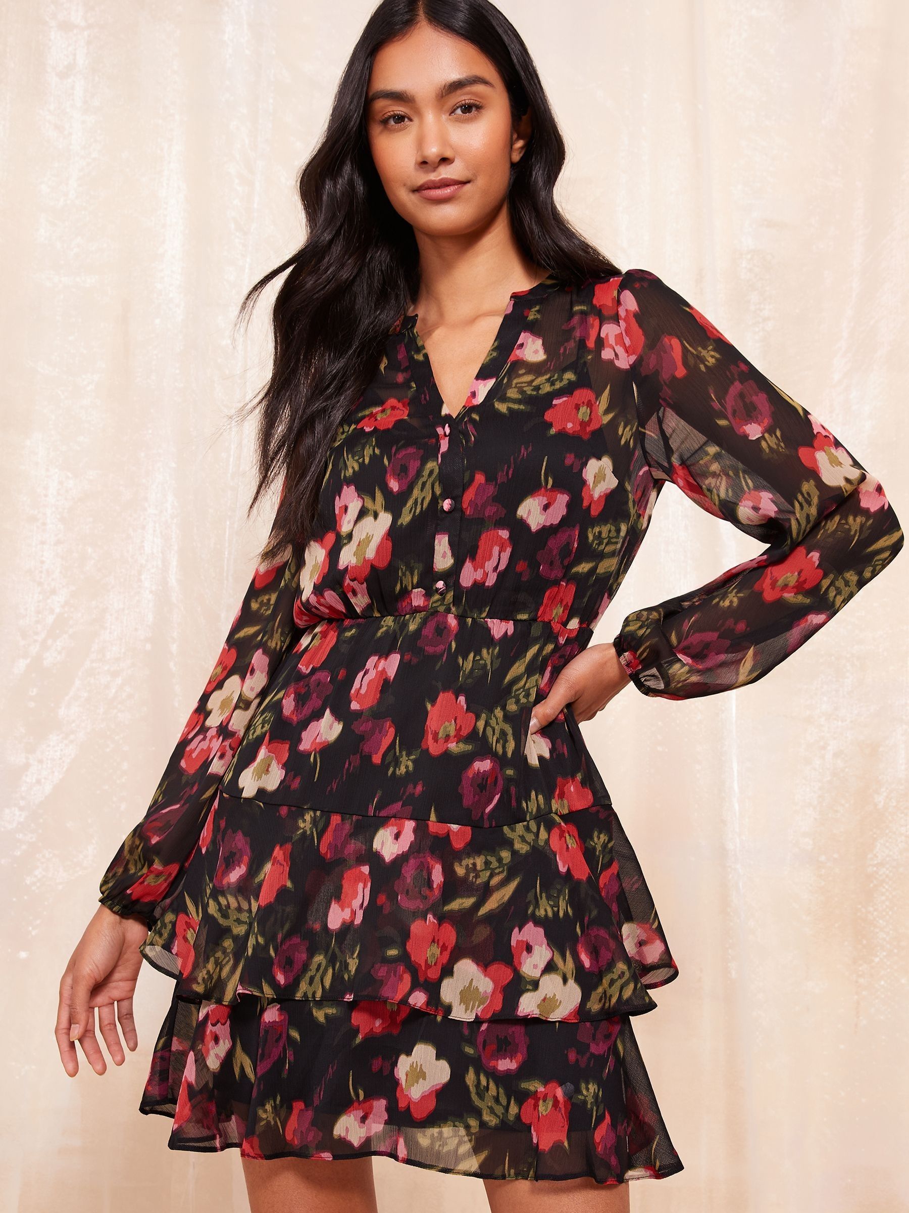 【気質アップ】 Buy Chiffon Printed Sleeve Long Black These Like Friends トップス