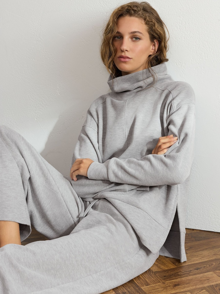 Reiss Hattie Cotton-Blend Roll-Neck Lounge Top - Bilde 1 av 7