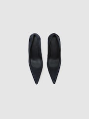 해군 - Reiss Tilly Suede Pointed-Toe Mid-Heel Court Shoes - 5의 이미지 2