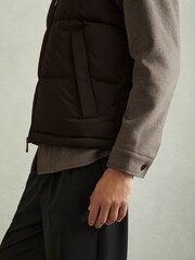 Reiss Brown Jessie Quilted-Shell Zip-Through Gilet - Image 4 of 6