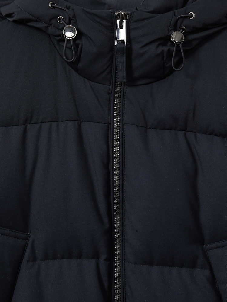 Reiss Stadium Quilted Longline Puffer Coat - Bild 7 von 7 Reiss Stadium Quilted Longline Puffer Coat - Bild 7 von 7