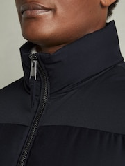 Reiss Navy Dante Patch Pocket Quilted Gilet - Image 4 of 6