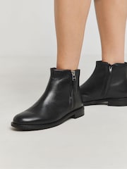 JD Williams Leather Side Zip Boots In Extra Wide Fit - Slika 2 iz 4