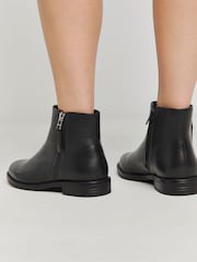 JD Williams Leather Side Zip Boots In Extra Wide Fit - Slika 3 iz 4