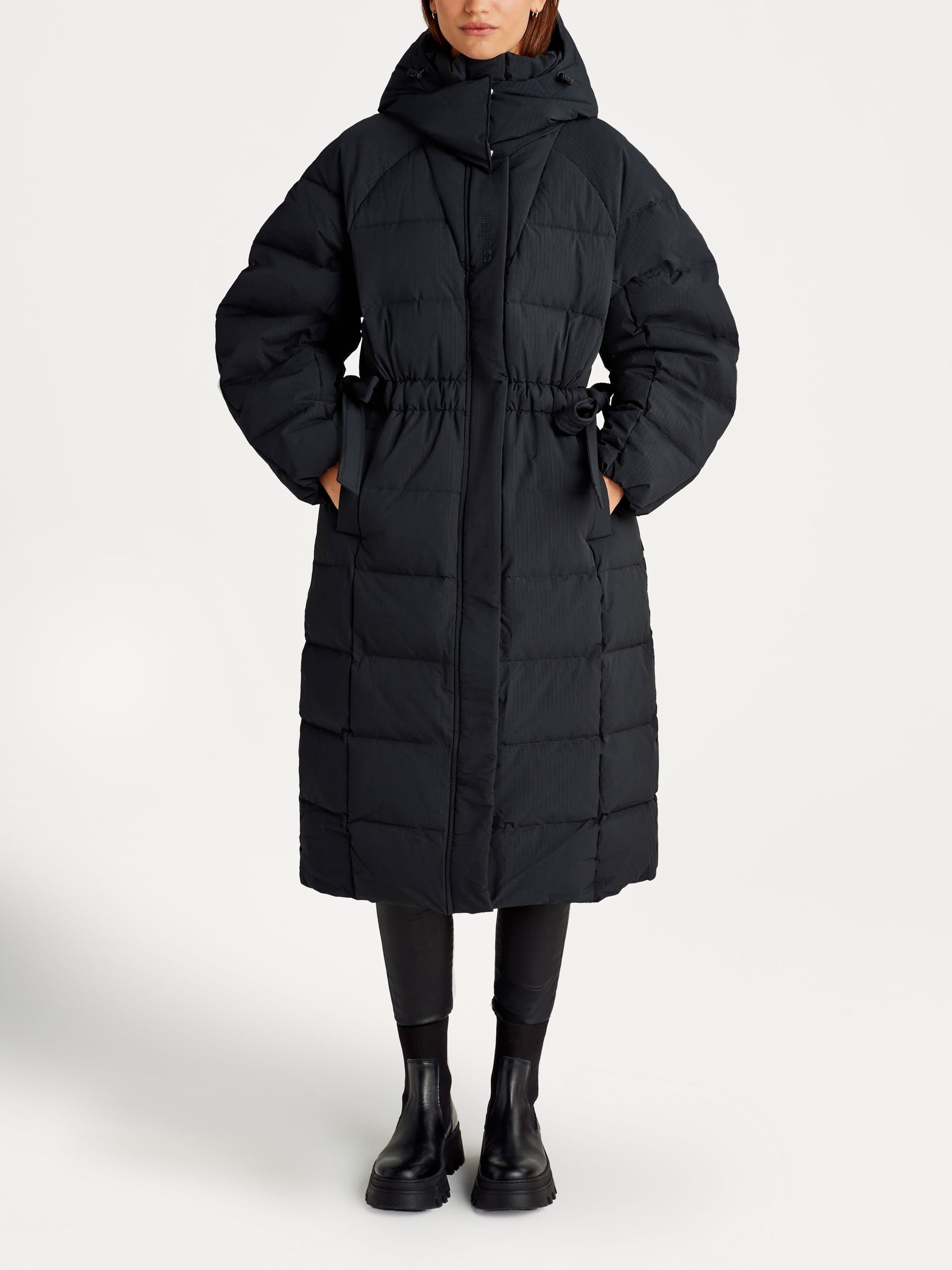 GANNI☆Tech Seersucker Puffer Coat コート 2色【UK発】 GANNI Black Tech Seersucker Puffer Coat | Seasons