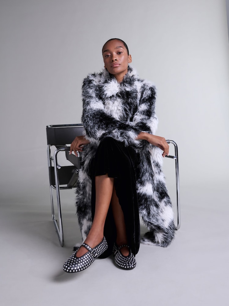 GANNI Black Faux Fur Coat - Image 6 of 6