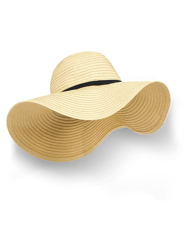Alphabet Cream Personalised Small Letter Monogrammed Sun Hat - Image 3 of 3
