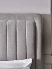 Julian Bowen Grey Savannah Velvet Upholstered Bed - Image 2 of 6