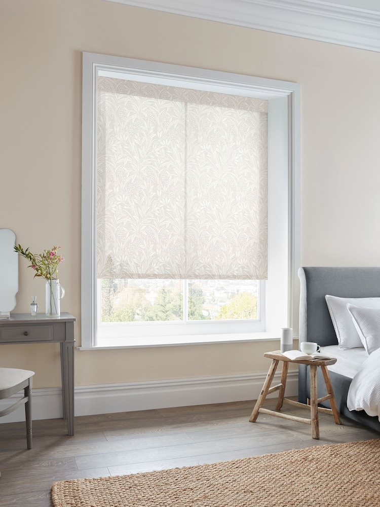 Laura Ashley Grey Barley Made to Measure Roller Blind - Image 2 of 6