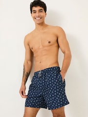 Dibujos geométricos en azul - FatFace Swim Shorts - Imagen 2 de 6
