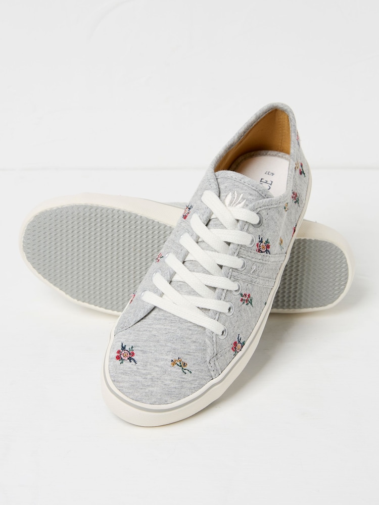 FatFace Lola Canvas Trainers - Bild 3 von 3 FatFace Lola Canvas Trainers - Bild 3 von 3