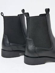 FatFace Blair Black Chelsea Boots - Image 3 of 3