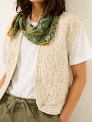FatFace Flora Natural Quilted Waistcoat - Image 3 of 8