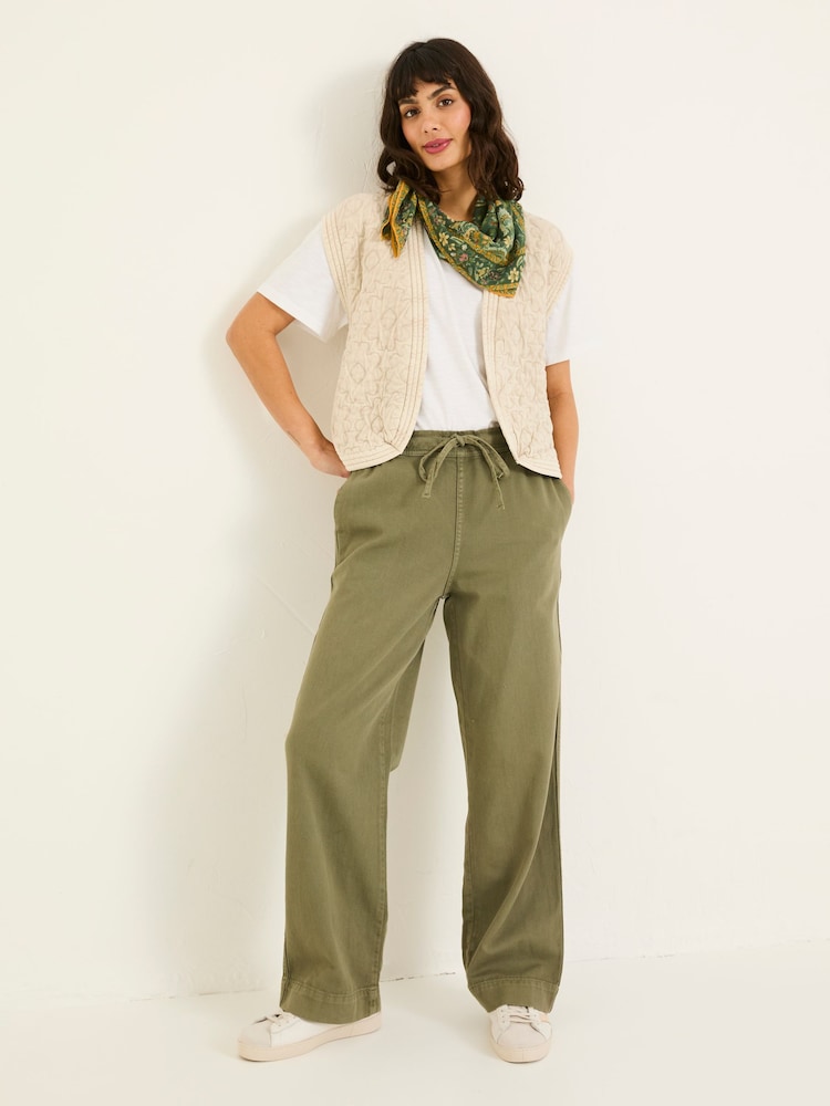 FatFace Flora Natural Quilted Waistcoat - Image 4 of 8
