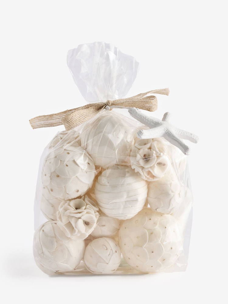 Sea Salt and Citrus Fragranced Pot Pourri - Image 4 of 4