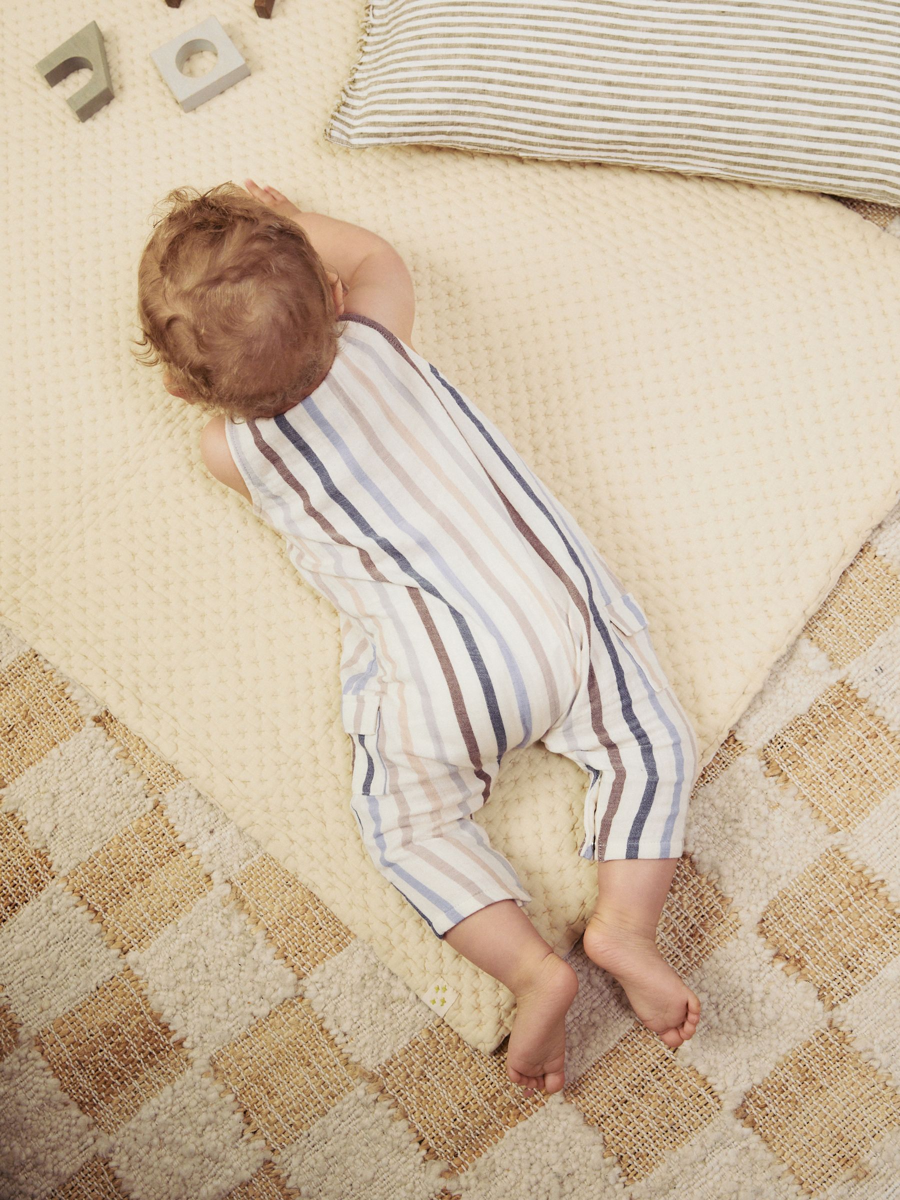 Next：日本 ブルー / ホワイト ストライプ - ウーブン べビー