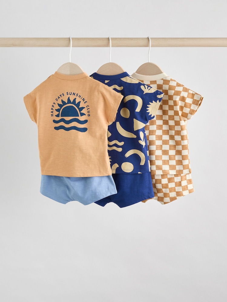 Marineblau/Rostbraun mit Schachbrettmuster - 6-teiliges Baby-Set aus Oberteilen und Shorts - Bild 2 von 14 Marineblau/Rostbraun mit Schachbrettmuster - 6-teiliges Baby-Set aus Oberteilen und Shorts - Bild 2 von 14
