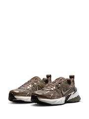 Nike Brown V2K Retro Runner Trainers - Image 5 of 11