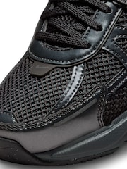 Nike Black V2K Retro Runner Trainers - Image 11 of 13