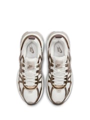 Nike Mink Brown V2K Retro Runner Trainers - Image 5 of 8