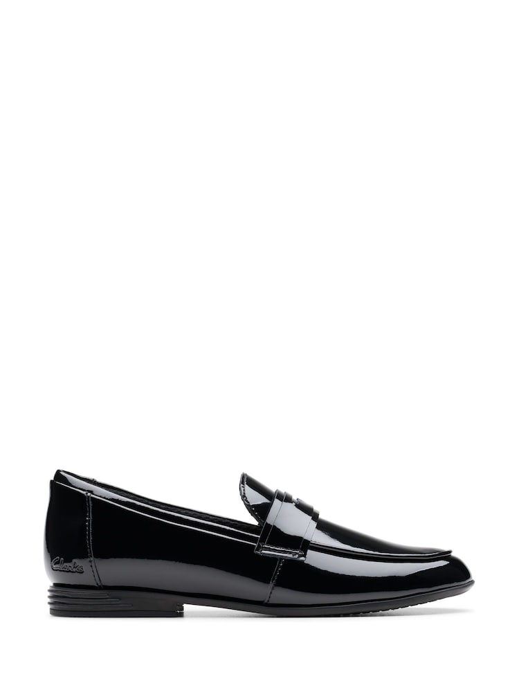 Clarks Finja Bright Patent Loafer Shoes - Imagen 1 de 7