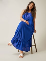 Evans Curve Crinkle Broderie Maxi Dress - Image 2 of 6