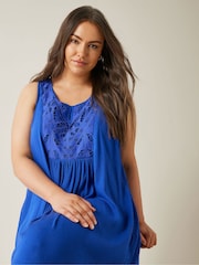 Evans Curve Crinkle Broderie Maxi Dress - Image 5 of 6