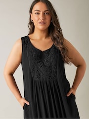 Evans Curve Crinkle Broderie Maxi Dress - Image 4 of 5