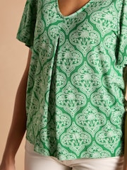 Joules Nia Green Pleat Front Jersey Top - Image 5 of 8