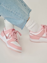 Nike White/Pale Pink Youth Dunk Low Trainers - Image 2 of 10