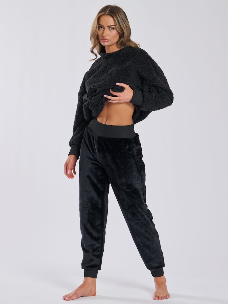 Loungeable Black Borg Removeable Snood Jumper and Luxury Fleece Jogger Lounge Set - Image 5 of 6