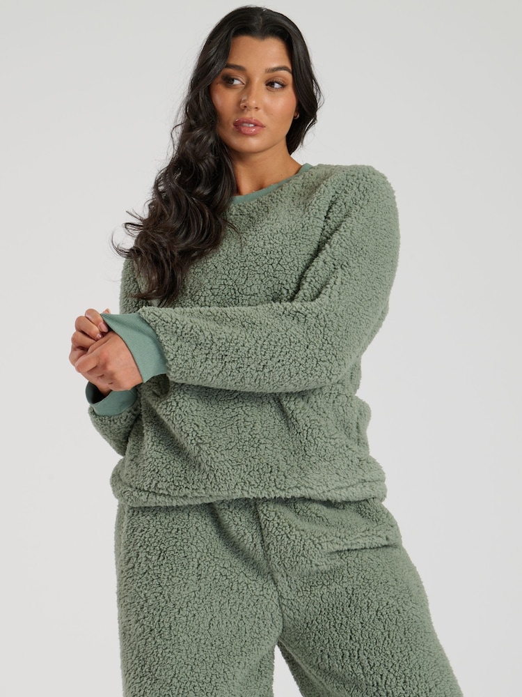 Loungeable Green Borg Jumper and Wide Leg Lounge Set - Image 2 of 5
