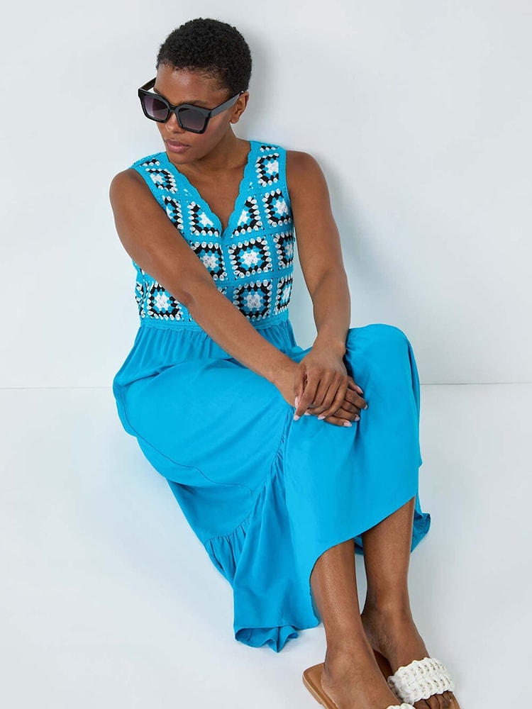 Vestido midi ajustado y acampanado de crochet sin mangas de Roman - Imagen 2 de 5 Vestido midi ajustado y acampanado de crochet sin mangas de Roman - Imagen 2 de 5