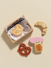 Le Toy Van Bakery and Patisserie Wooden Market Crate - Image 4 of 4