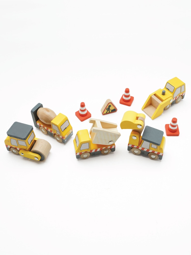 Le Toy Van Construction Toy Car Set - Image 5 of 5