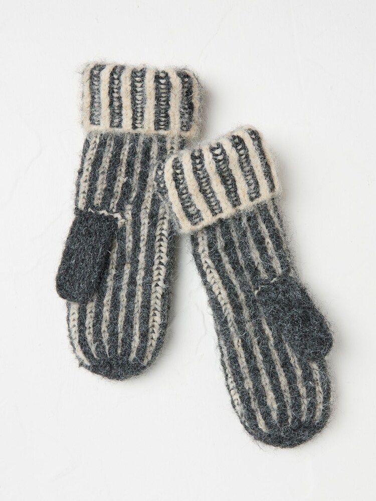 FatFace Grey Plaited Mittens - Image 1 of 2 FatFace Grey Plaited Mittens - Image 1 of 2