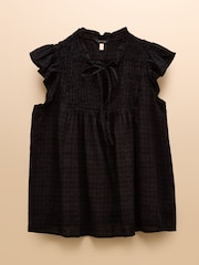 Negro - Joules Nolan Sleeveless Smocked Blouse - Imagen 7 de 7