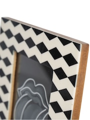 Libra Interiors Black White Anya Photo Frame 10x15cm - Image 5 of 5