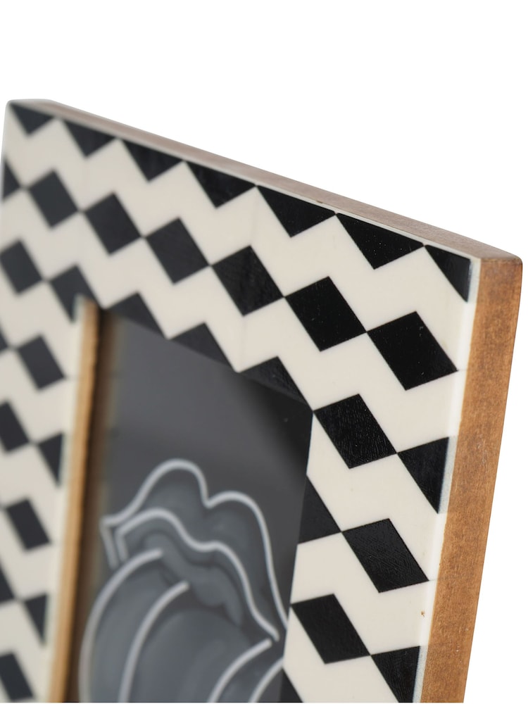 Libra Interiors Black White Anya Photo Frame 10x15cm - Image 5 of 5