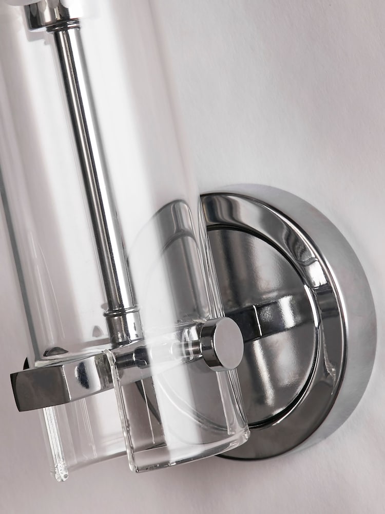 Searchlight Chrome Latitude Bathroom Wall Light - Image 3 of 3
