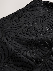 Noir - Culottes brésiliennes de dentelle - Image 9 of 9